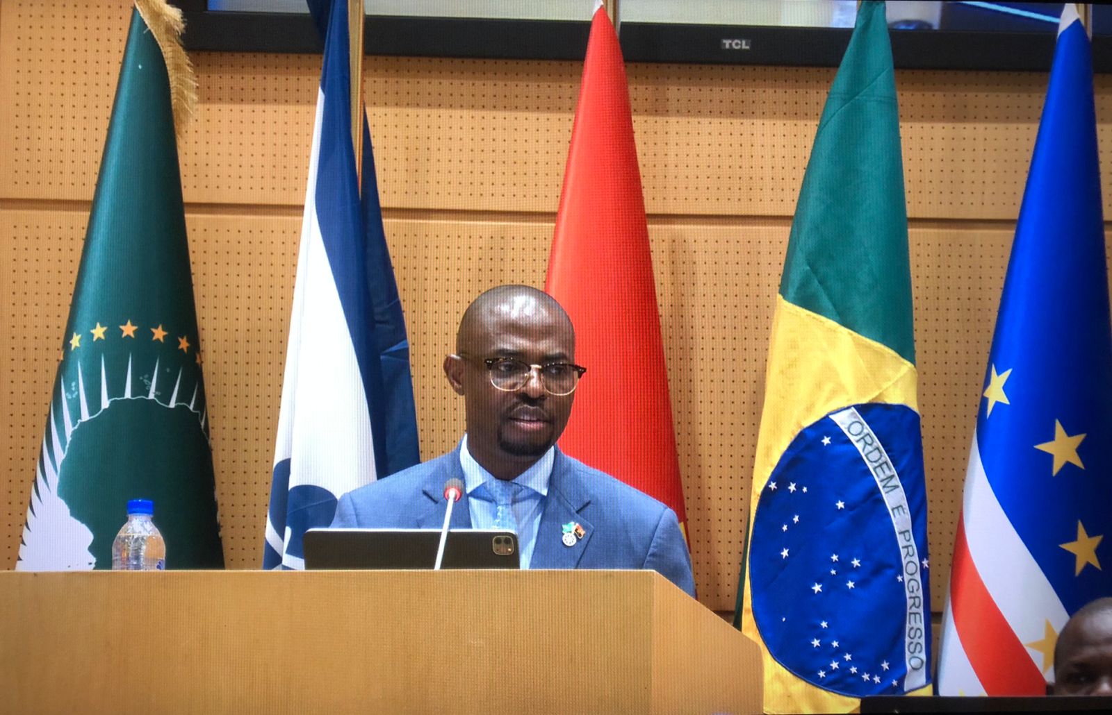 Embaixador Bembe defende uso da língua portuguesa em instâncias multilaterais